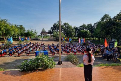 SINH HOẠT CHUYÊN ĐỀ “MỖI TUẦN MỘT CÂU CHUYỆN ĐẸP, MỘT CUỐN SÁCH HAY, MỘT TẤM GƯƠNG SÁNG”